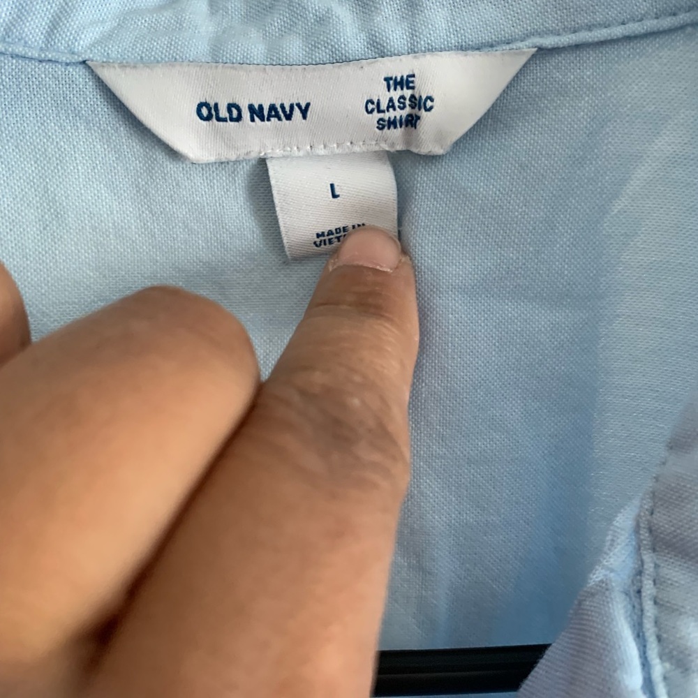 Button down blue shirt - Picture 2 of 3